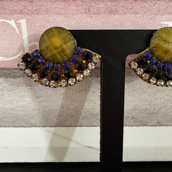 Handmade Gemstone Fan Earrings Green Stone Crystal Rhinestone Statement Studs - Picture 2 of 4